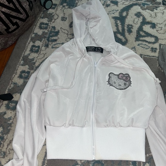 Hello Kitty x Forever 21 Zip Up - Picture 2 of 2